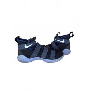 Nike Air Zoom Soldier 10 Basketball Sneakers - Strap In for Victory!